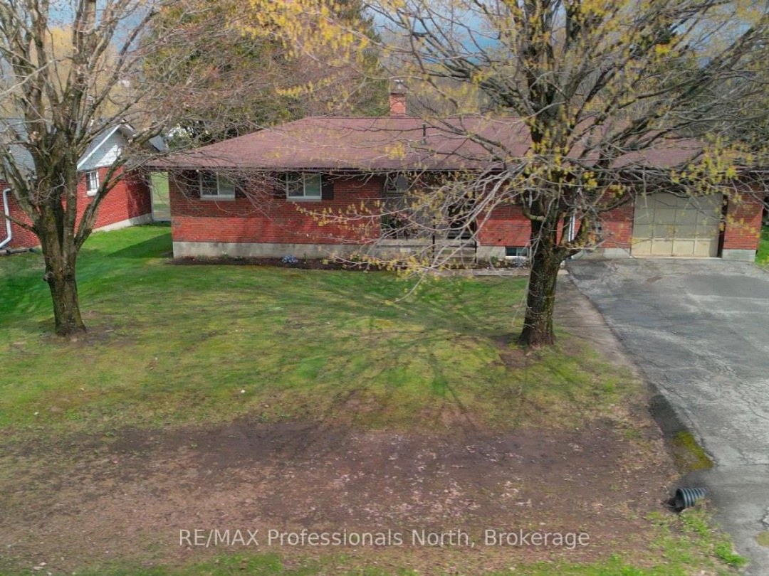 6 KNOB HILL COURT, Minden Hills (Anson)