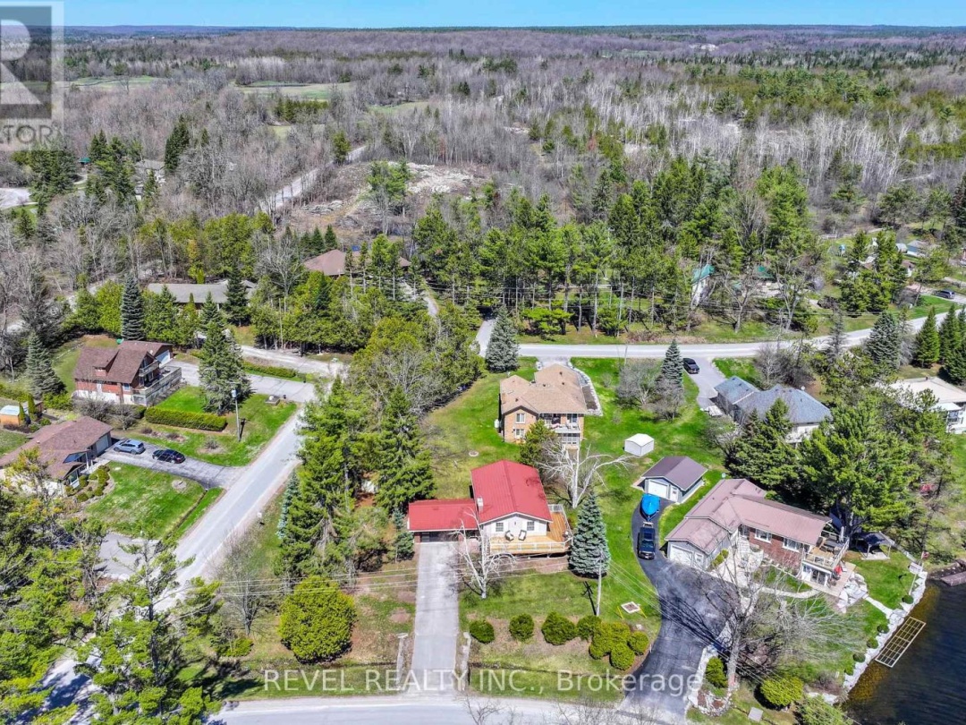 13 PIRATES GLEN DRIVE, Trent Lakes