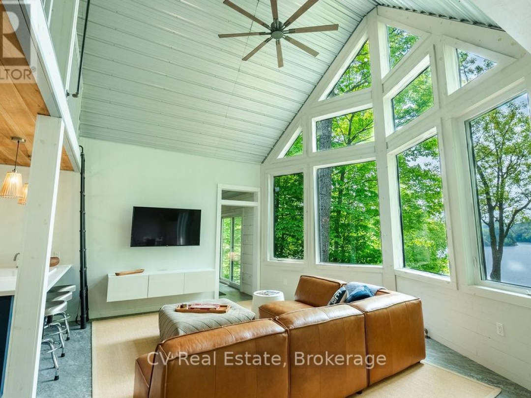 748 BIG ISLAND, Lake Vernon