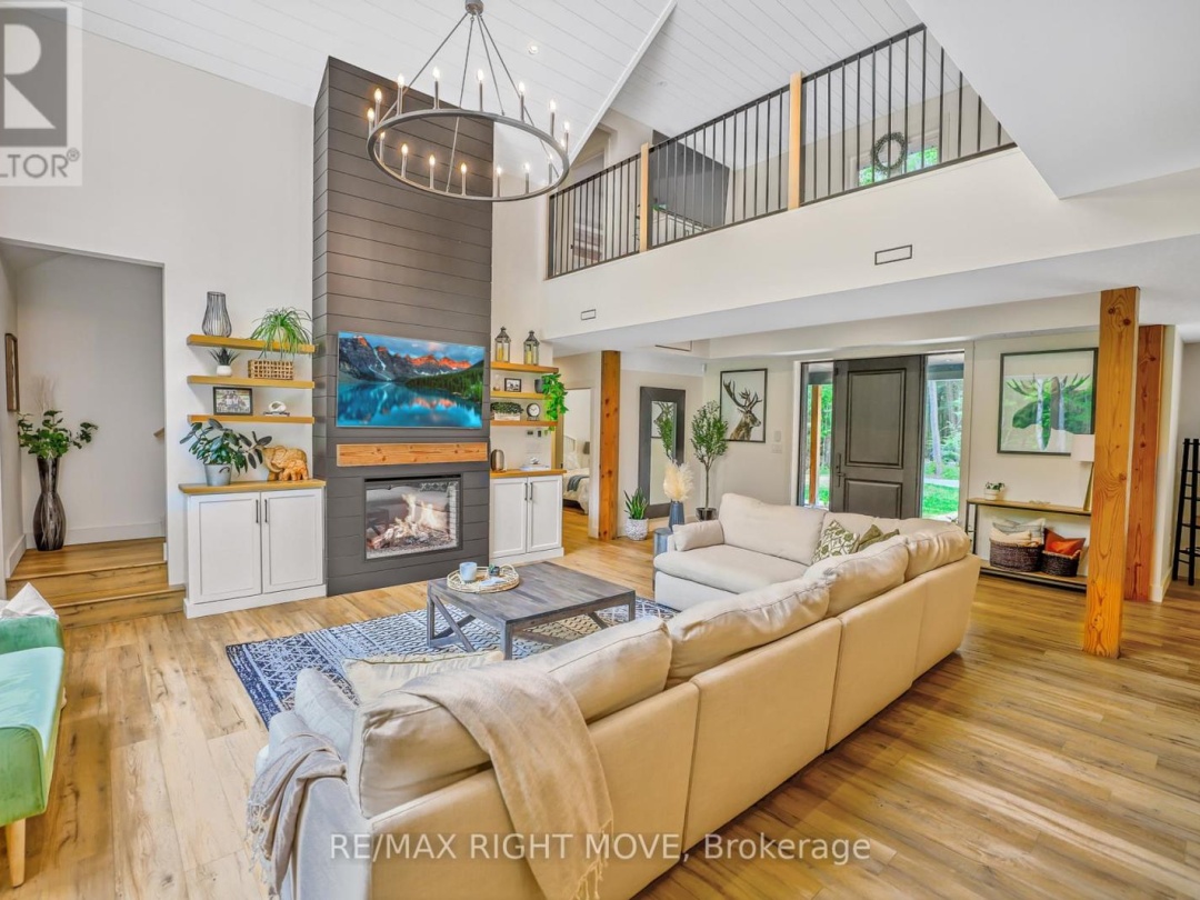 1025 DAVIS DRIVE, 