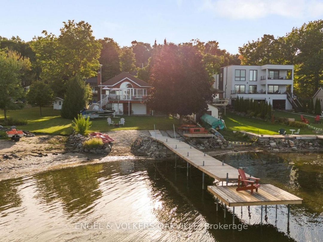 216 ROBINS POINT ROAD, Georgian Bay