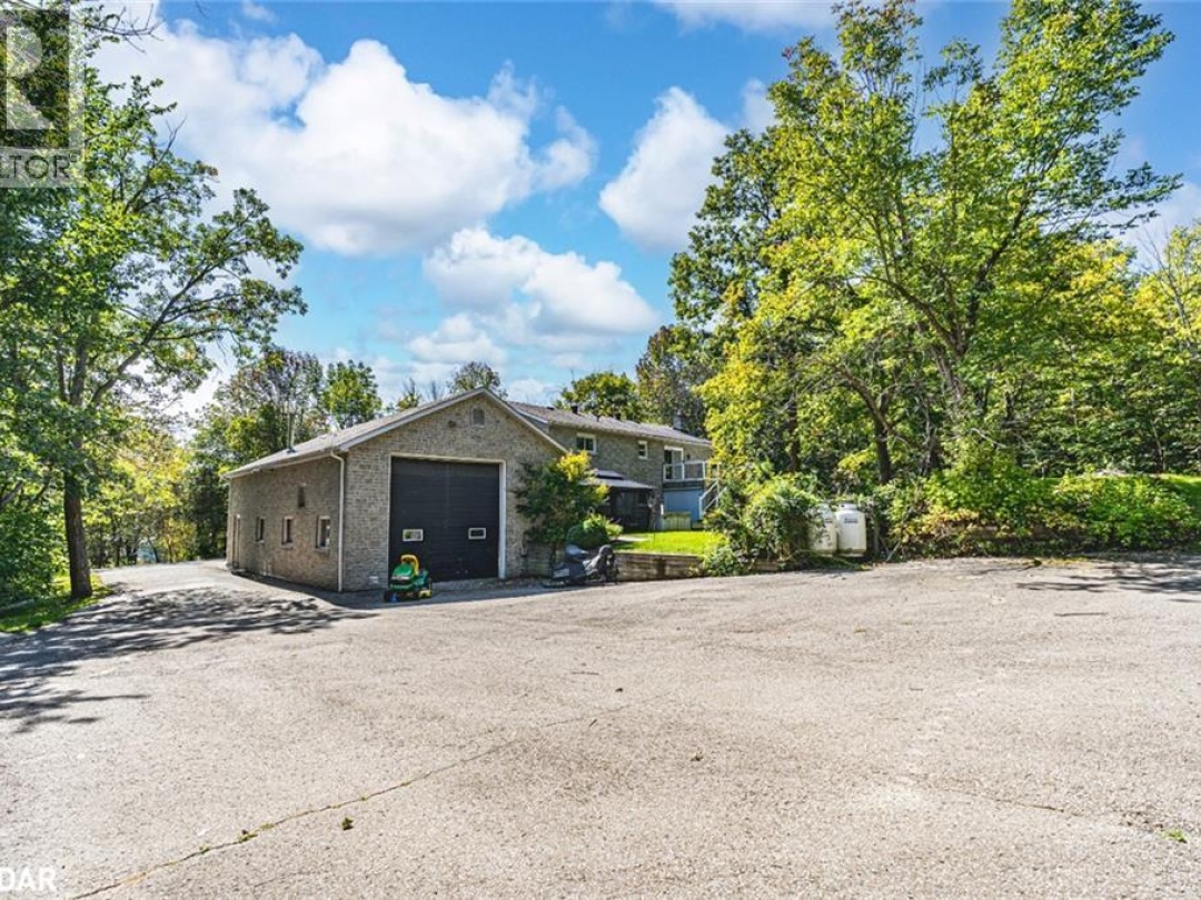 106 MUSKY BAY Road, 