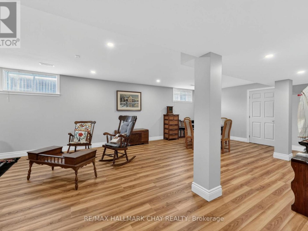 16 SHEPPARD DRIVE, Tay (Victoria Harbour)