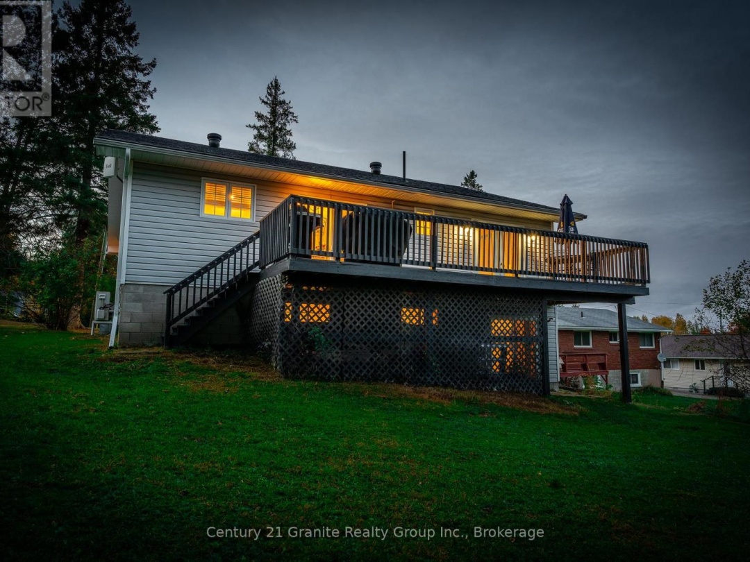 8 MCKAY STREET, Minden Hills (Anson)