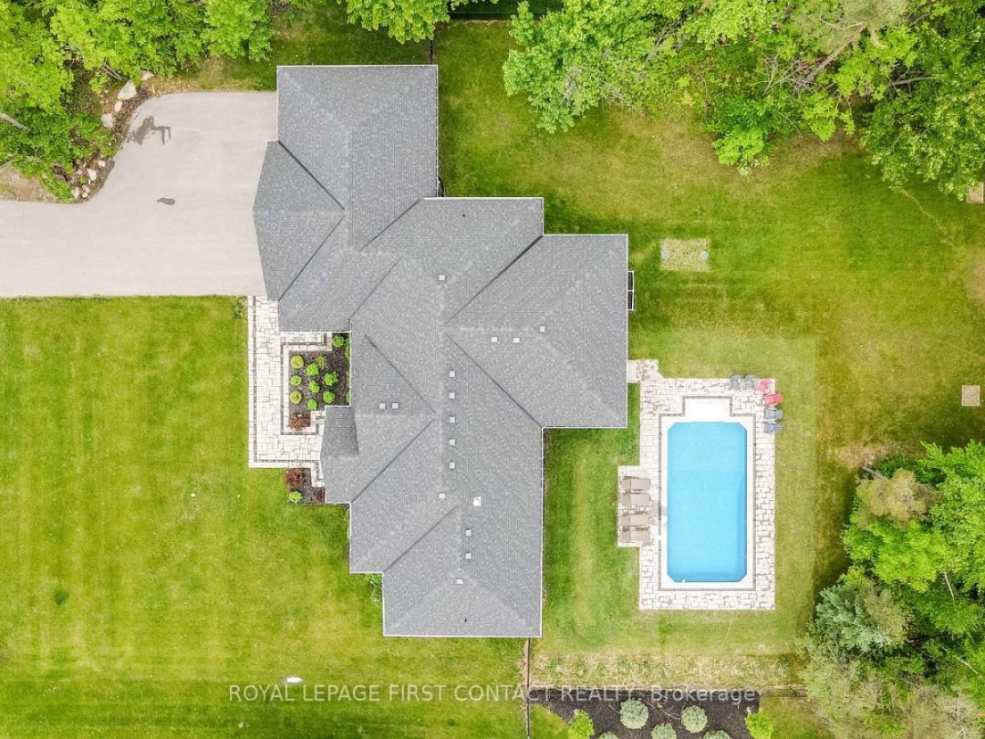 2066 ELANA DRIVE, Severn (Marchmont)