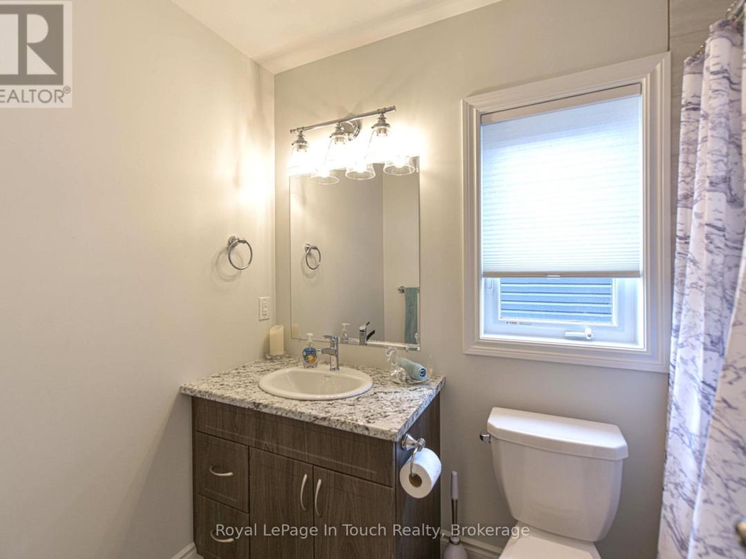 45 Ralph Dalton Boulevard, Tay (Victoria Harbour)