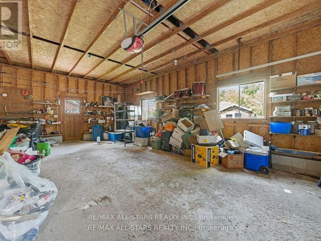 61 FRANCIS STREET E, Kawartha Lakes (Fenelon Falls)
