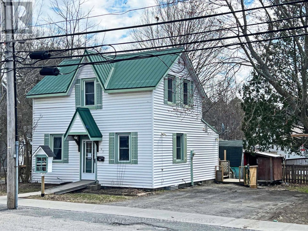 97 WILLIAM STREET, Parry Sound