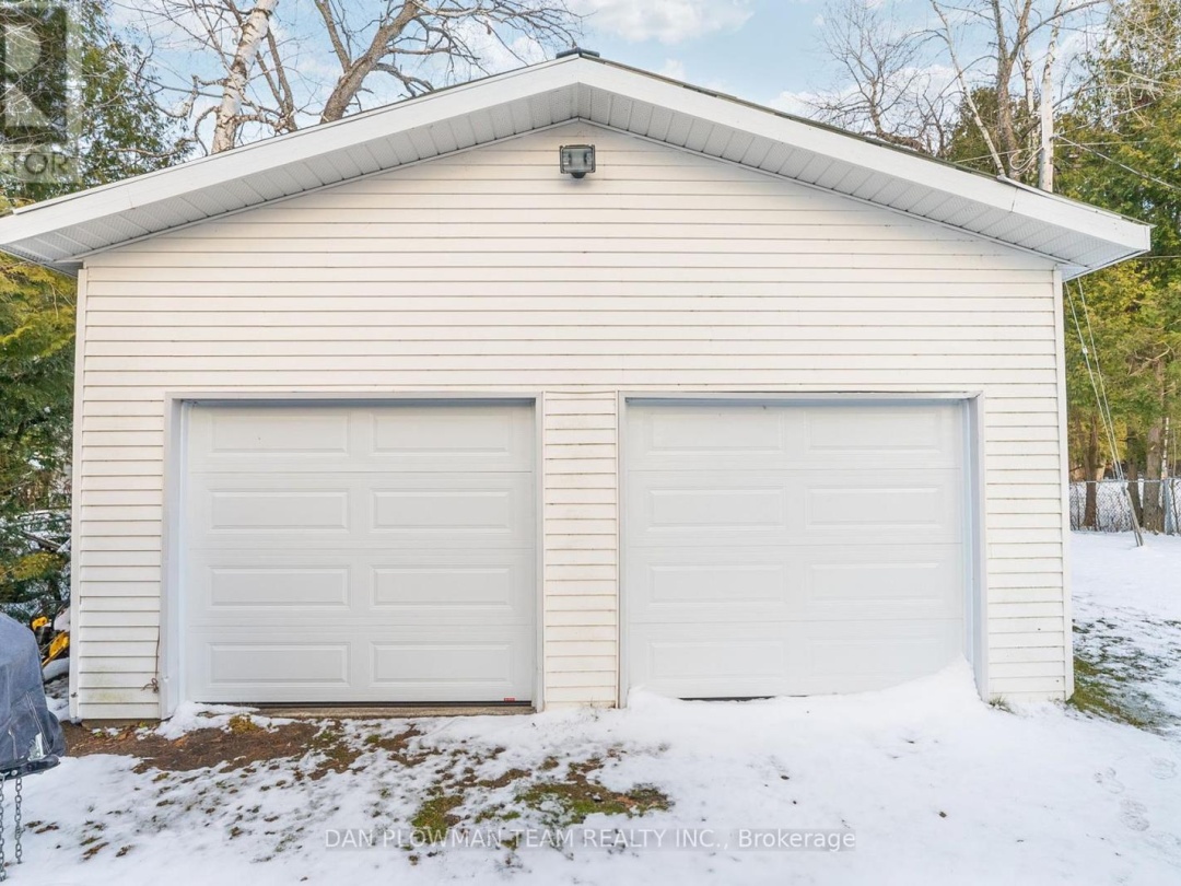 19 Burnett Shore Road, Balsam Lake