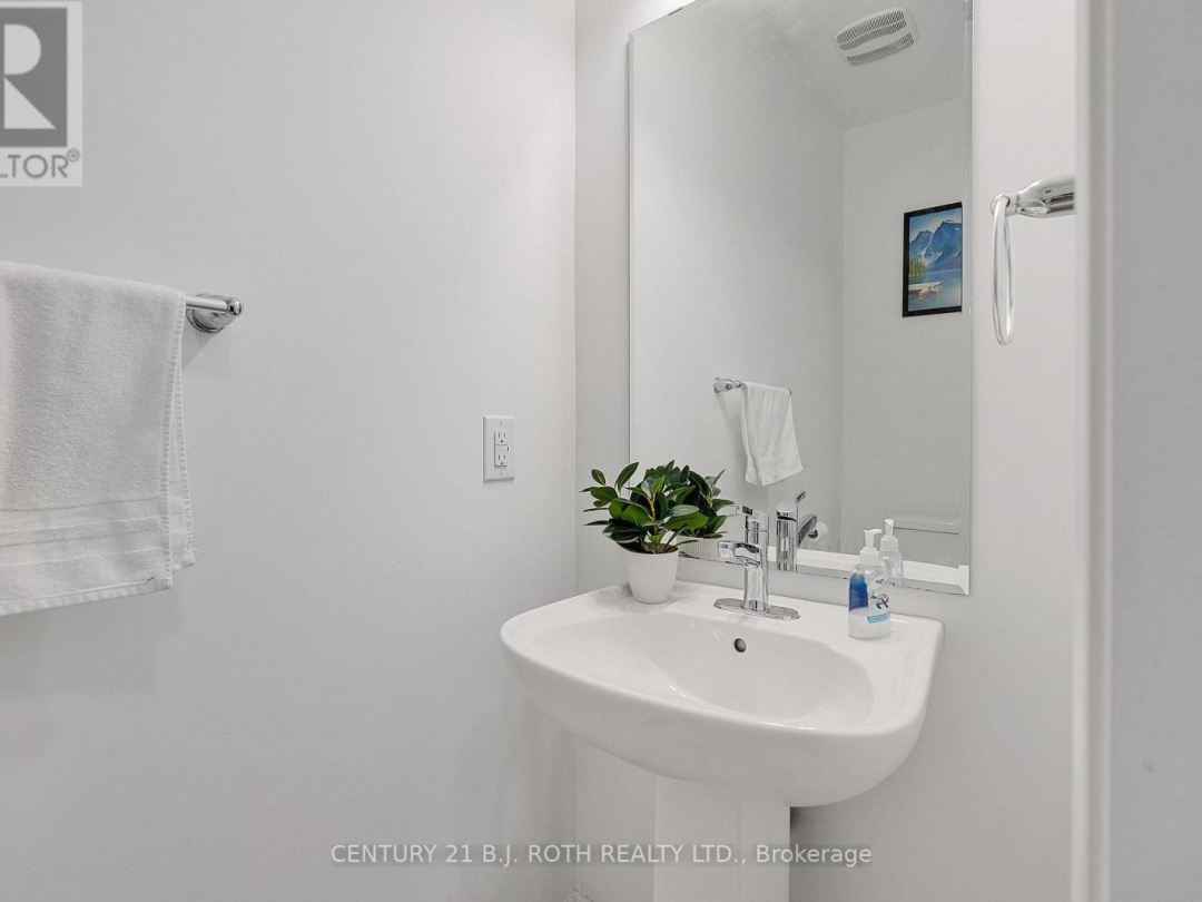 22 DYER CRESCENT, Bracebridge (Macaulay)