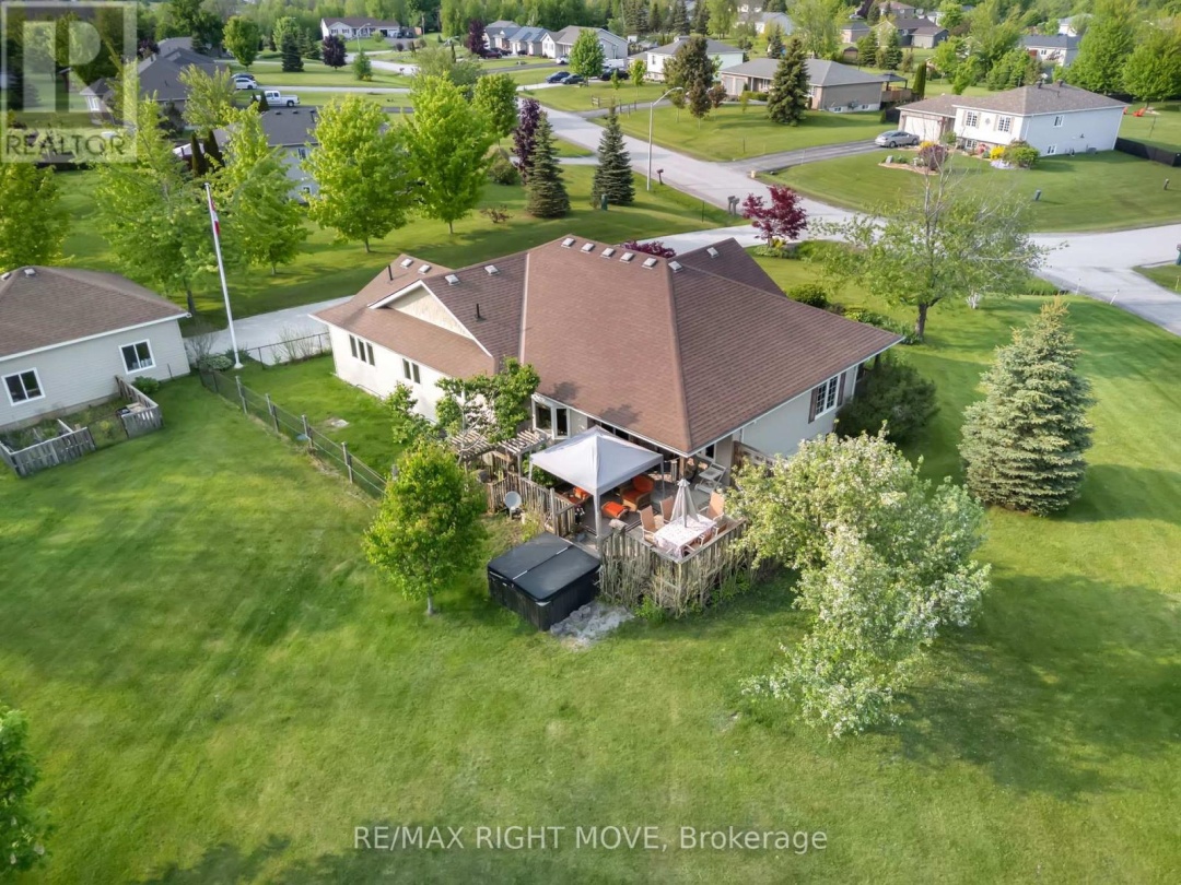 4672 ZACHARY CRESCENT, Ramara (Atherley)