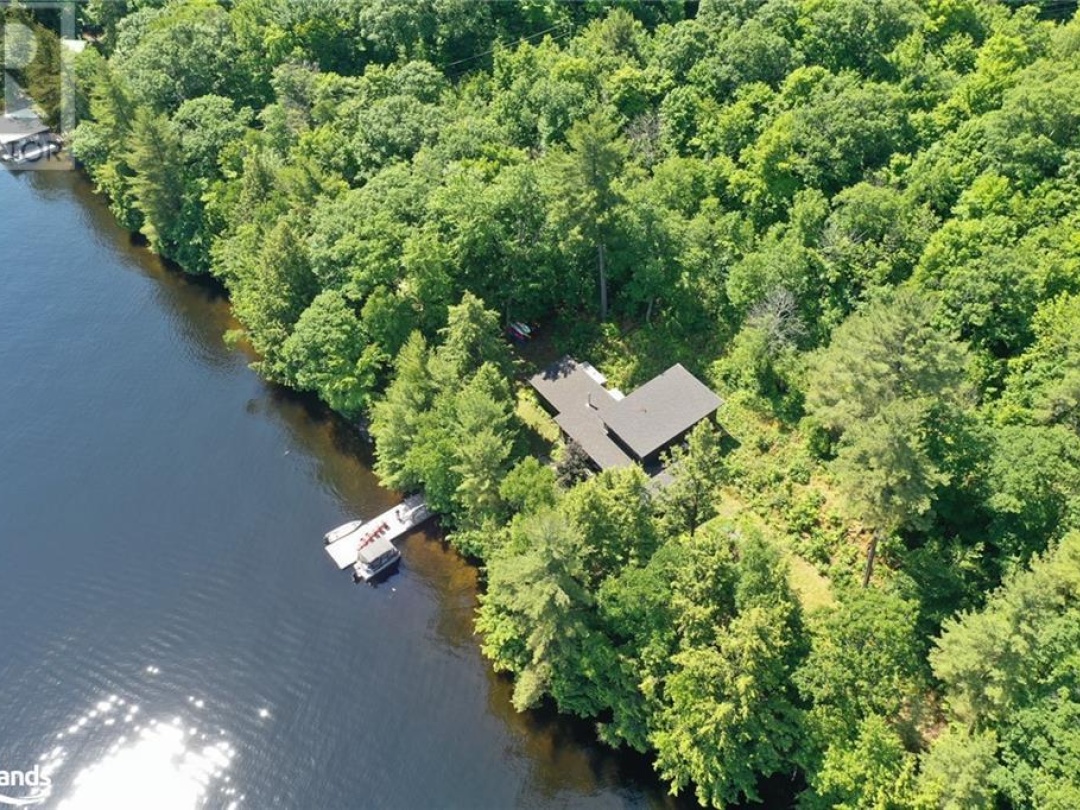 10 Bala Park Island, Lake Muskoka