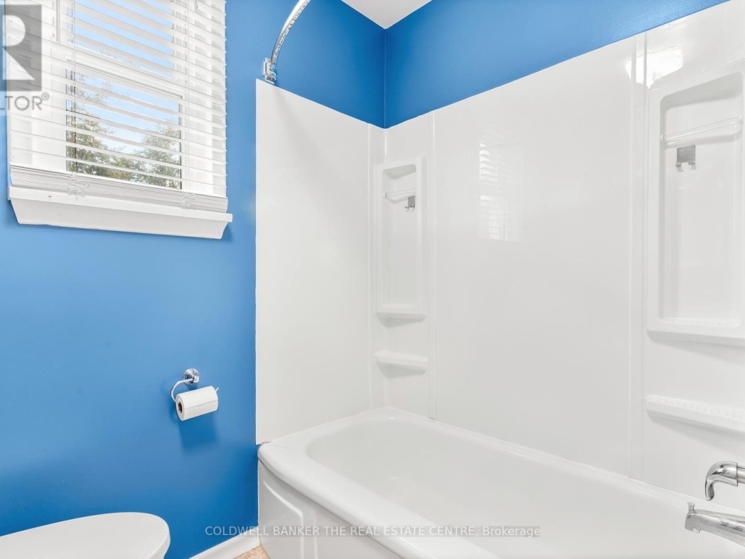 7 LEACH STREET, 