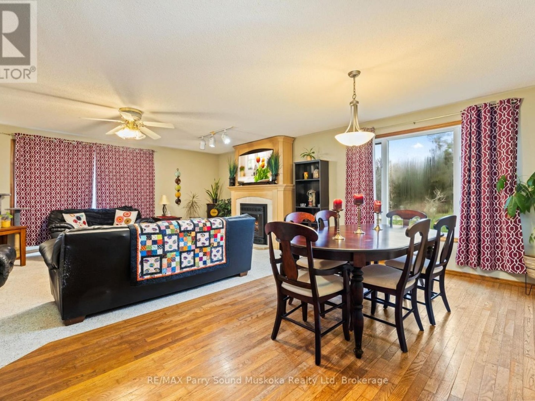54 PINERIDGE DRIVE, McDougall