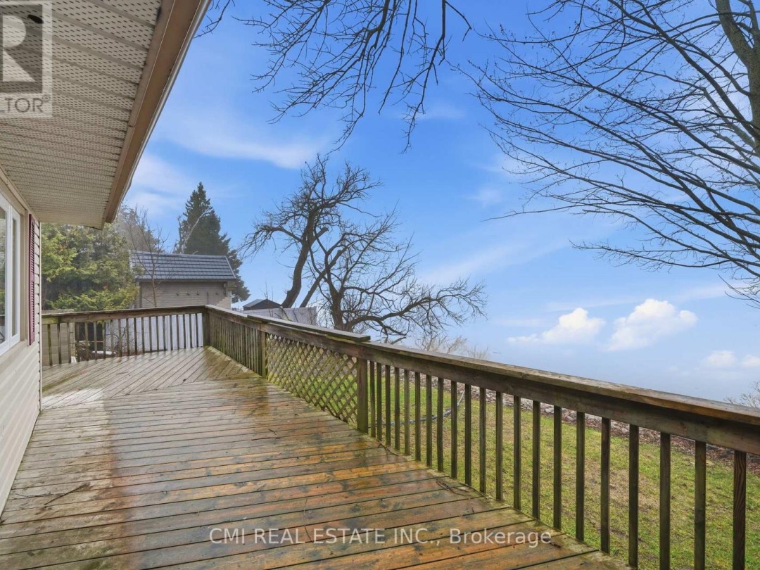 100 ALSOPS BEACH ROAD, Lake Simcoe