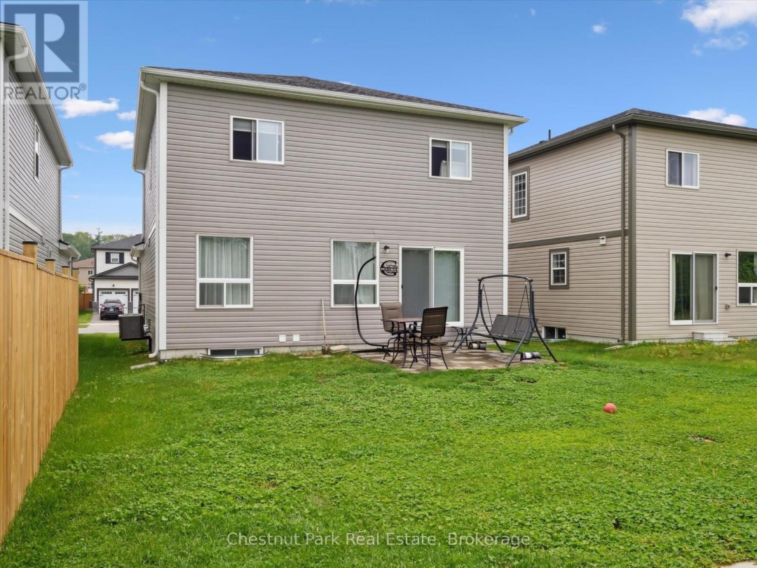 245 WILD ROSE DRIVE, Gravenhurst (Muskoka (S))