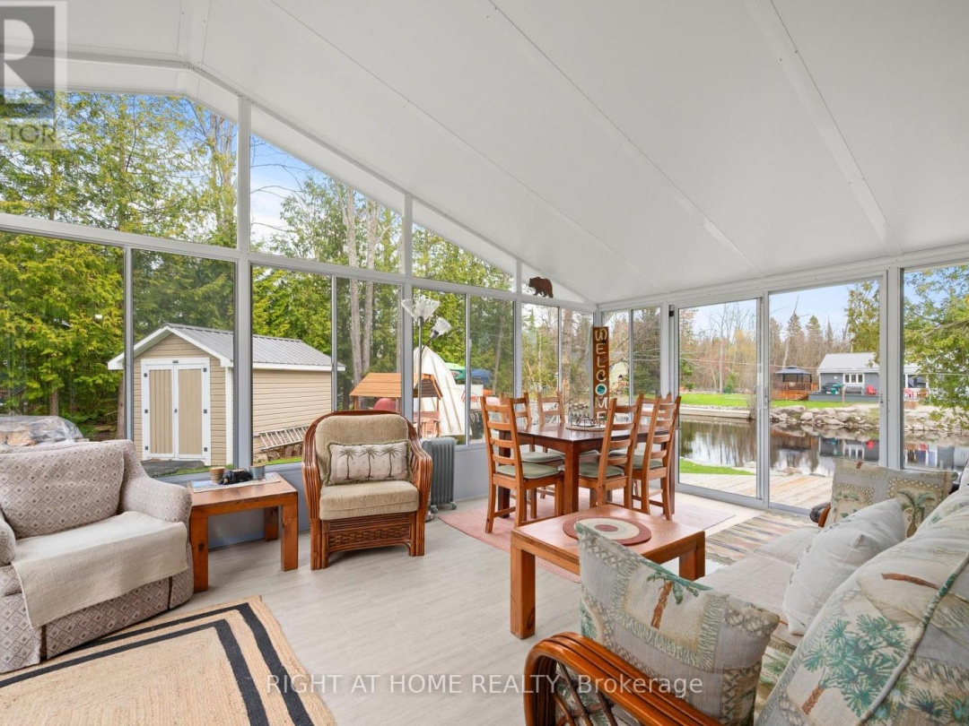 369 SOUTHAM DRIVE, Burnt River