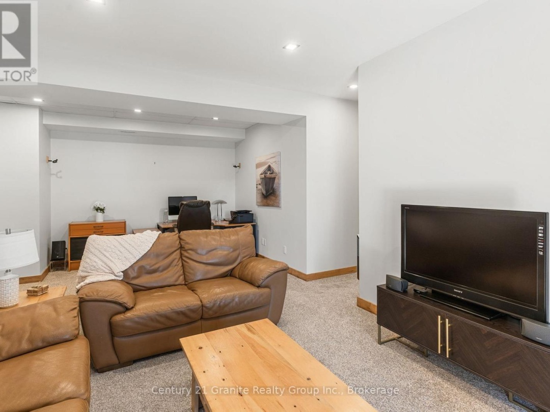 1133 SISU LANE, Long Lake