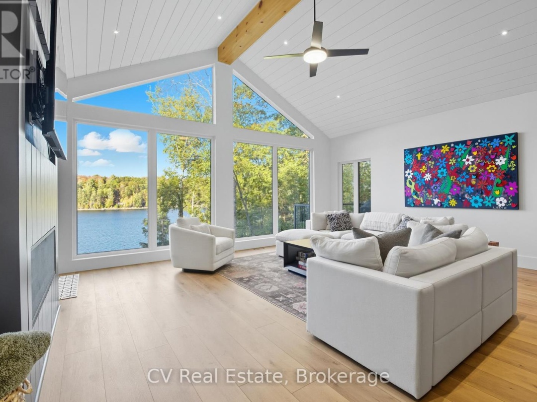 1399 BAYBREEZE LANE, Redstone Lake