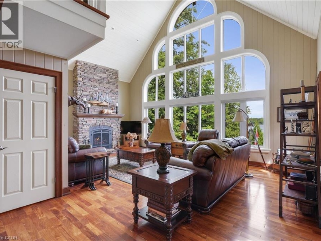 36 MANITOUWABING ESTATES Road, Manitouwabing Lake