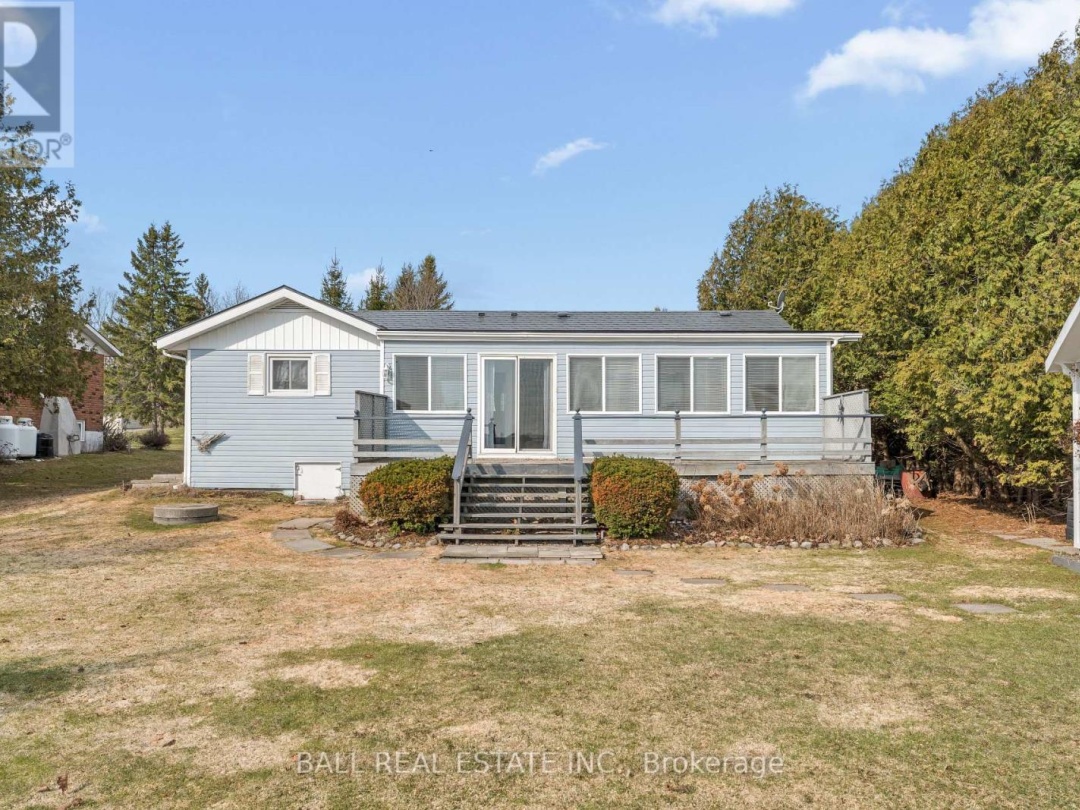 11 LAKEVIEW CRESCENT, Pigeon Lake