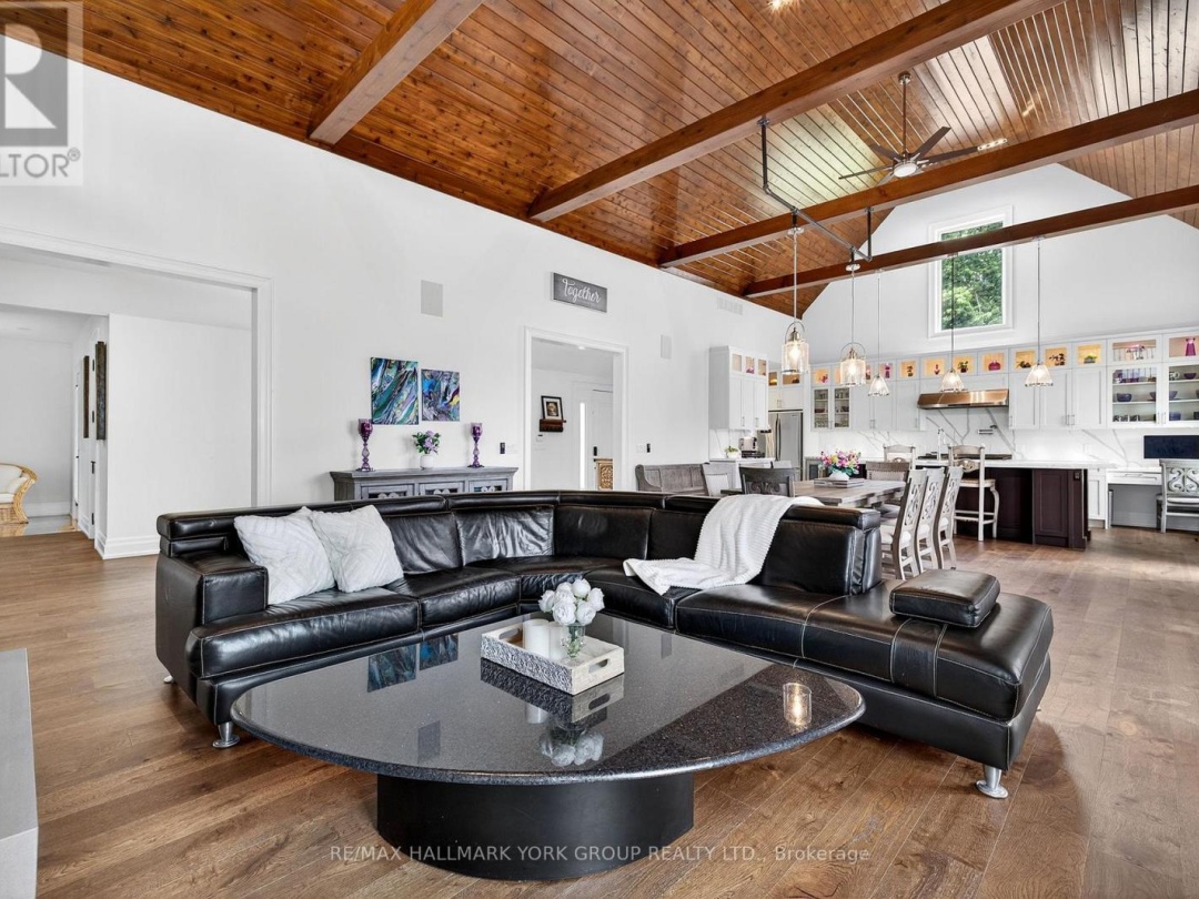 10 GRILLS ROAD, Lake Scugog