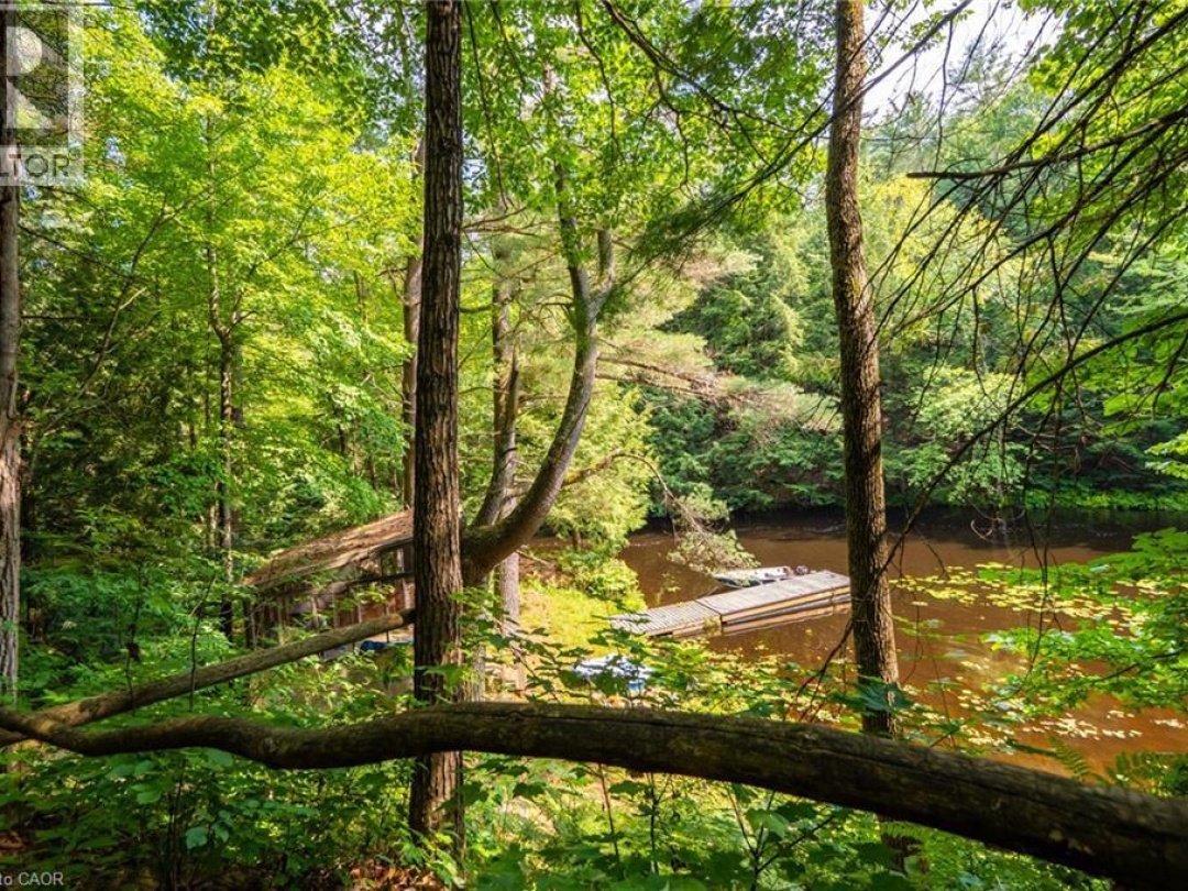 1622 HOUSEY'S RAPIDS, Kahshe River