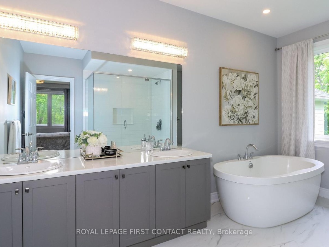 2066 ELANA DRIVE, Severn (Marchmont)