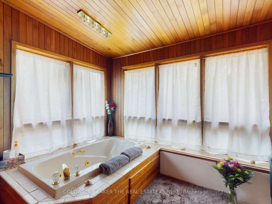 2562 NORTON ROAD, 