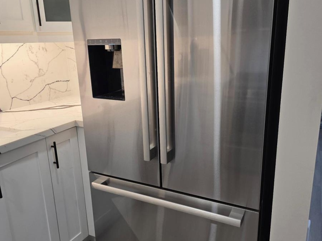 105 - 32 DEERHURST GREENS DRIVE, Peninsula Lake