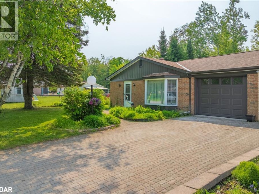 4 MAYPARK Drive, 