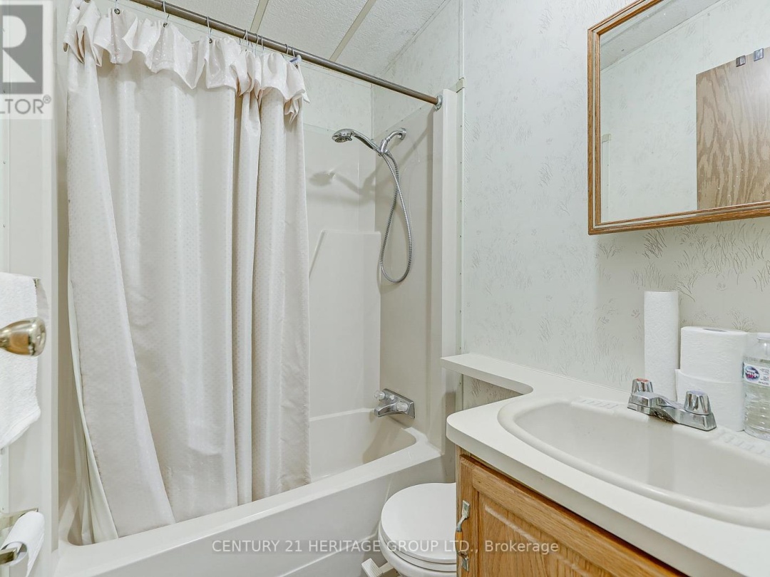 4411 UPPER BIG CHUTE ROAD, 