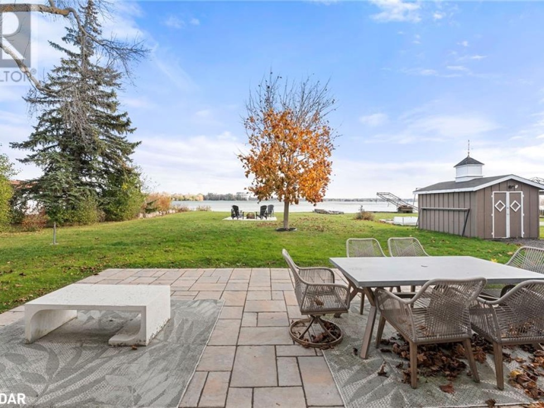 363 Macisaac Drive, Lake Simcoe