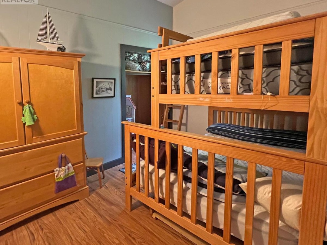 400 (LOT 1) OAK POINT ROAD, 