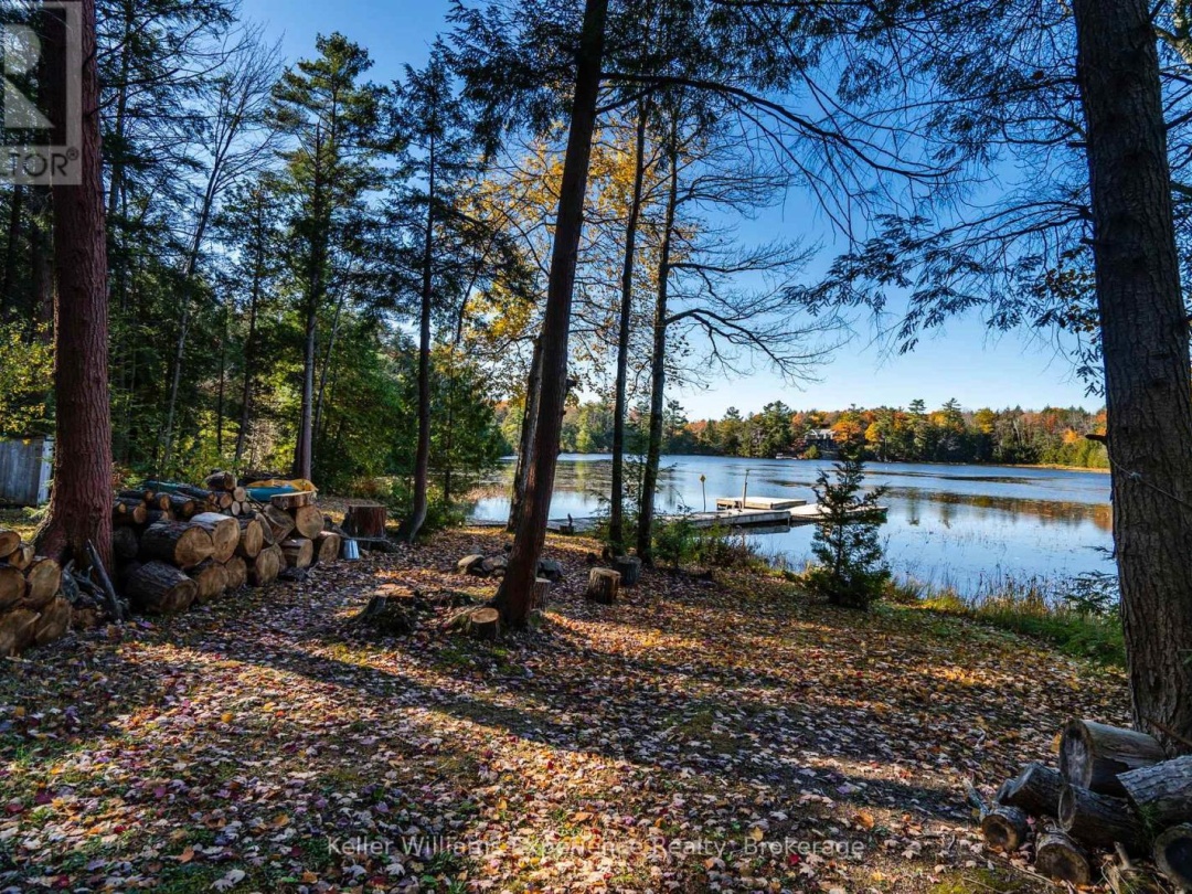 19 HURON TRAIL, Six Mile Lake