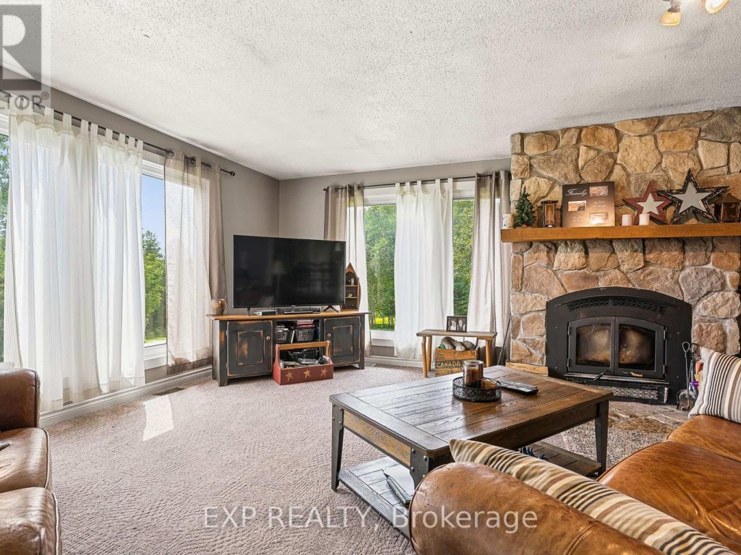 1037 KERNOHAN FARM TRAIL, Minden Hills (Minden)