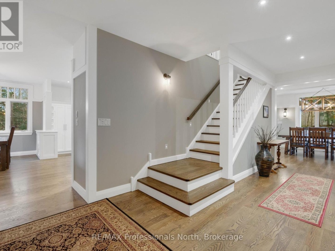 1656 MUSKOKA BEACH ROAD, Bracebridge (Muskoka (N))