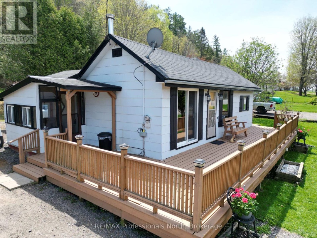 12802 Highway 35, Minden Hills (Minden)