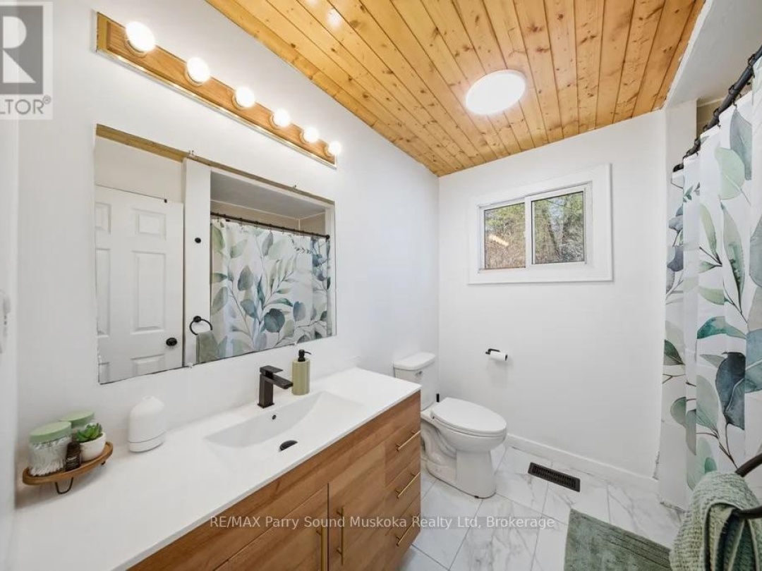 28 BLACK ROAD, Seguin