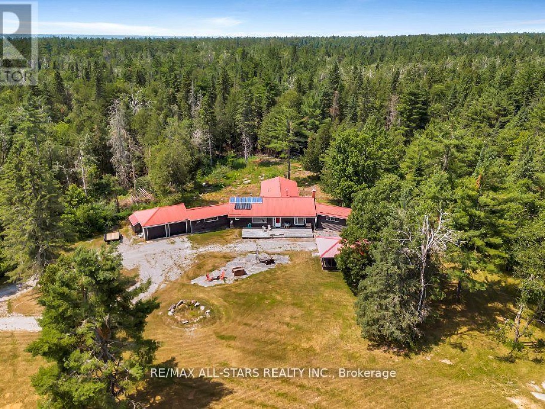 380 LEDGE ROAD, Trent Lakes