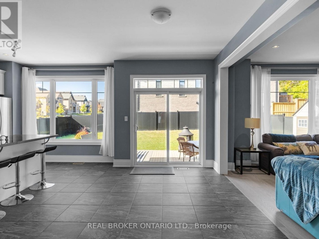 3032 MONARCH DRIVE, Orillia