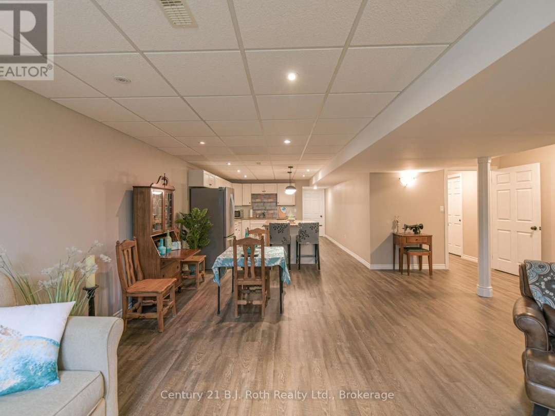 3577 PETER STREET, Ramara