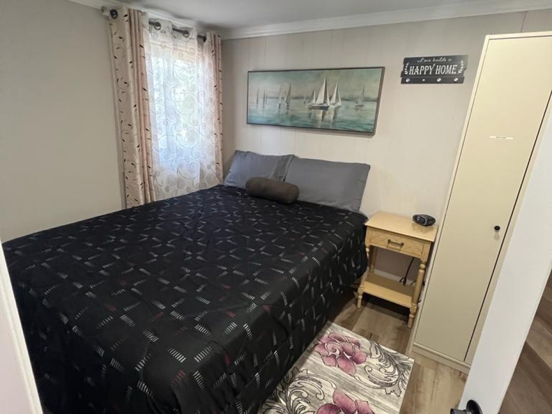 55 PARADISE ROAD, Trent-Severn Waterway