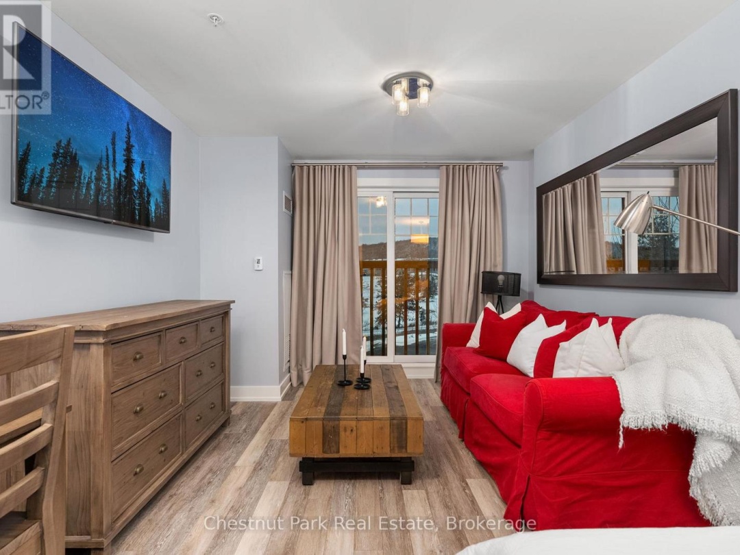 206 - 25 PEN LAKE POINT ROAD, Peninsula Lake