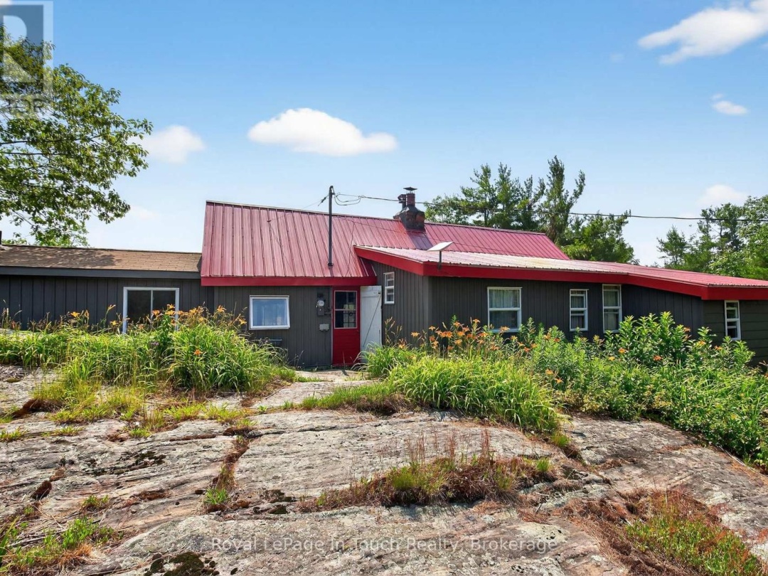 34 B320 SANS SOUCI ISLAND, Georgian Bay