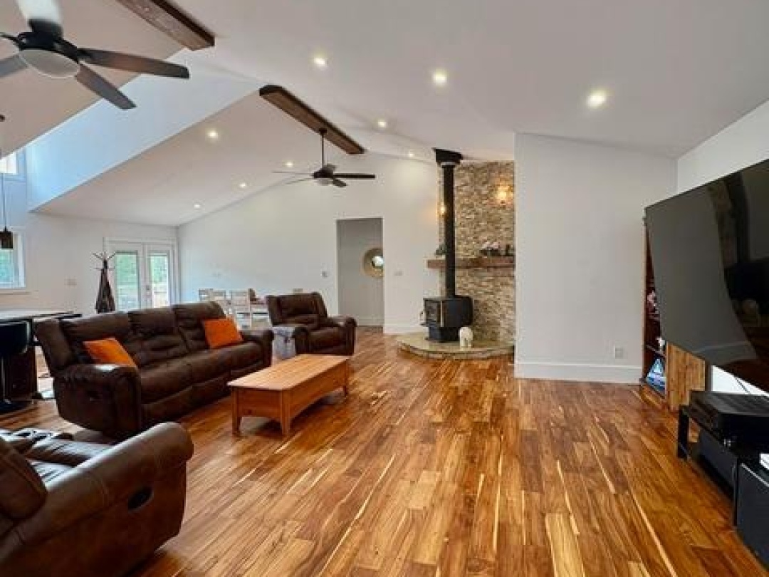 728 GALWAY ROAD, Trent Lakes