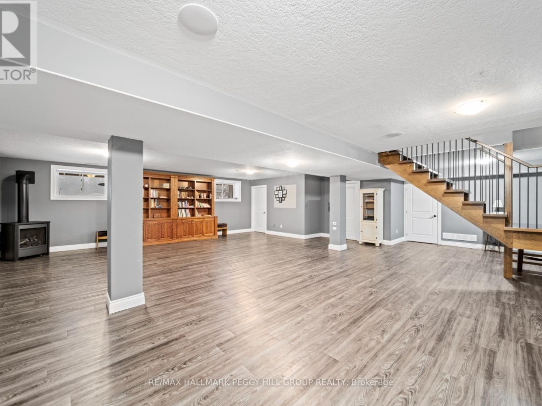 2085 WARMINSTER ROAD, Severn