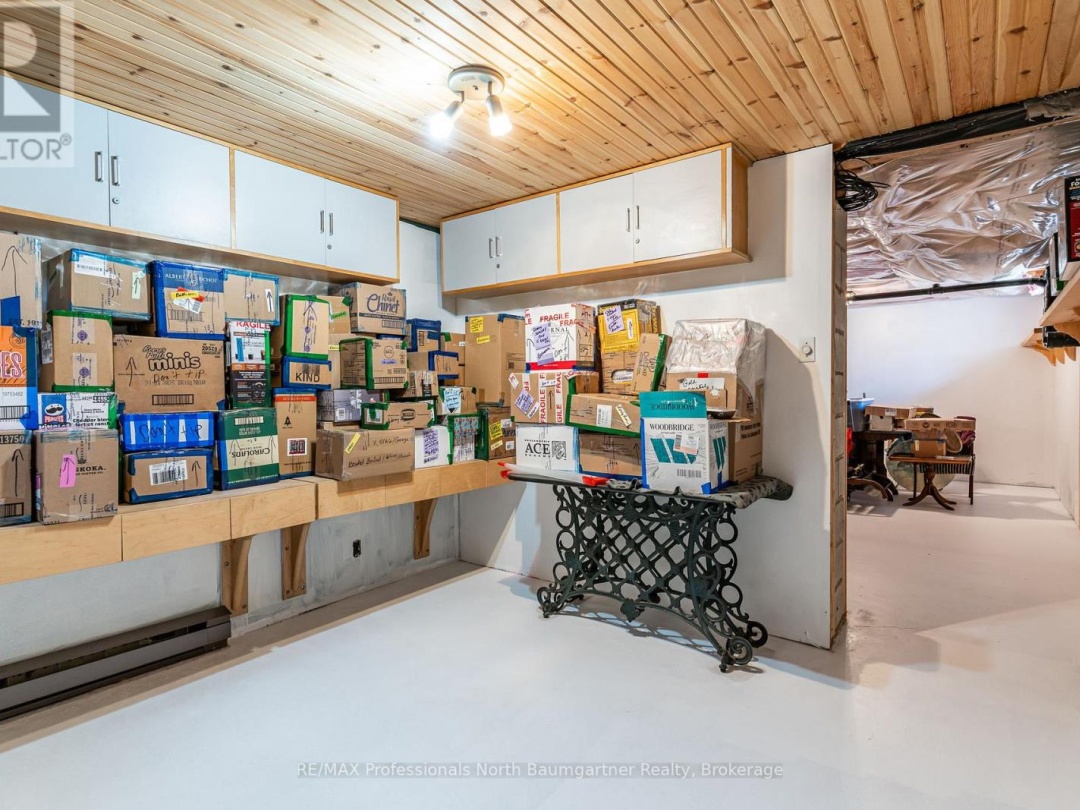 1065 CLOVERLEAF ROAD, Kennisis River