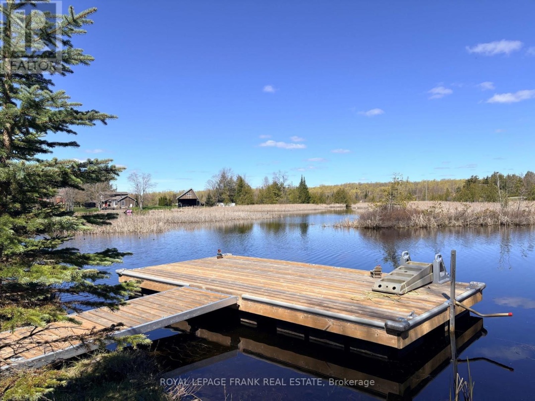 42 SUNSET COURT, Little Bald Lake