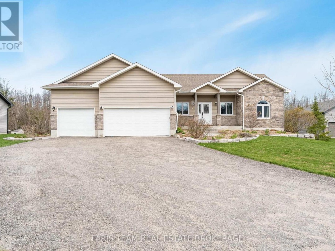53 BOYD CRESCENT, Oro-Medonte (Moonstone)